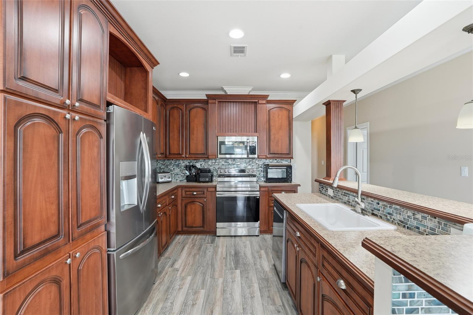 LEMON BAY ISLES PH 04 - Residential