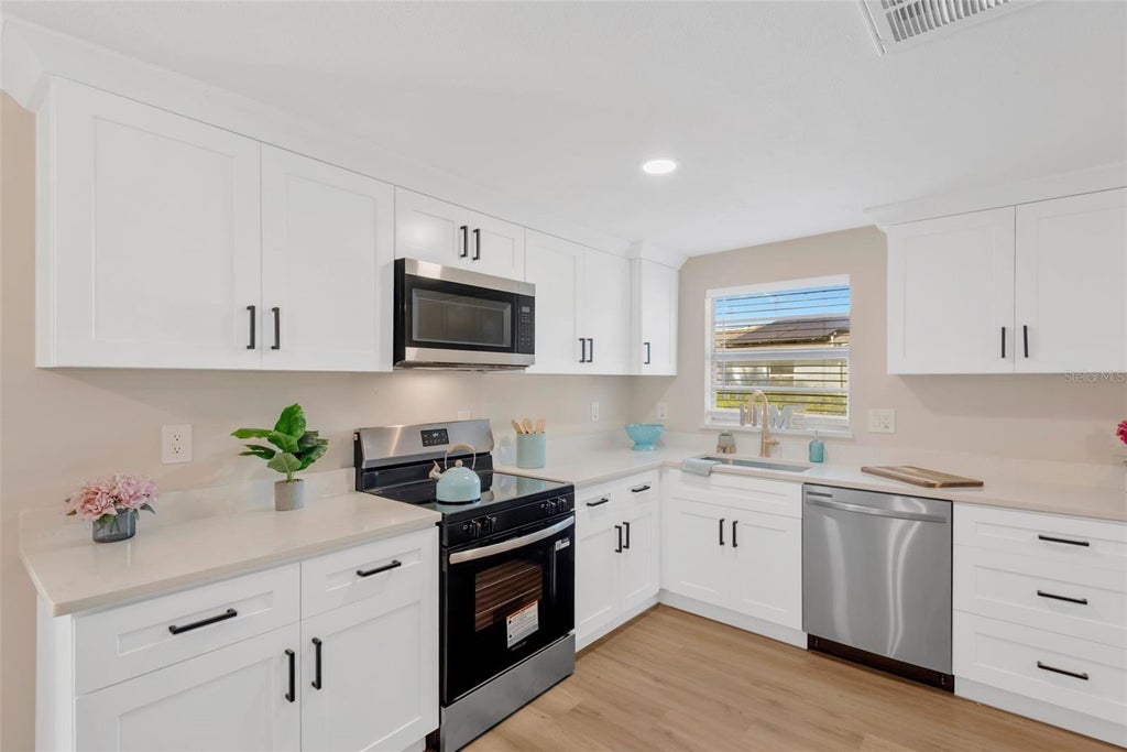 Photo of 6809 Valrie Lane, Riverview, FL 33569 (MLS # TB8558014)