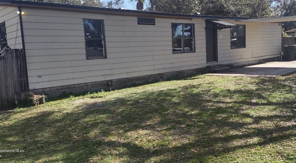 Photo of 5006 Marc Drive, Tampa, FL 33619 (MLS # L4960858)