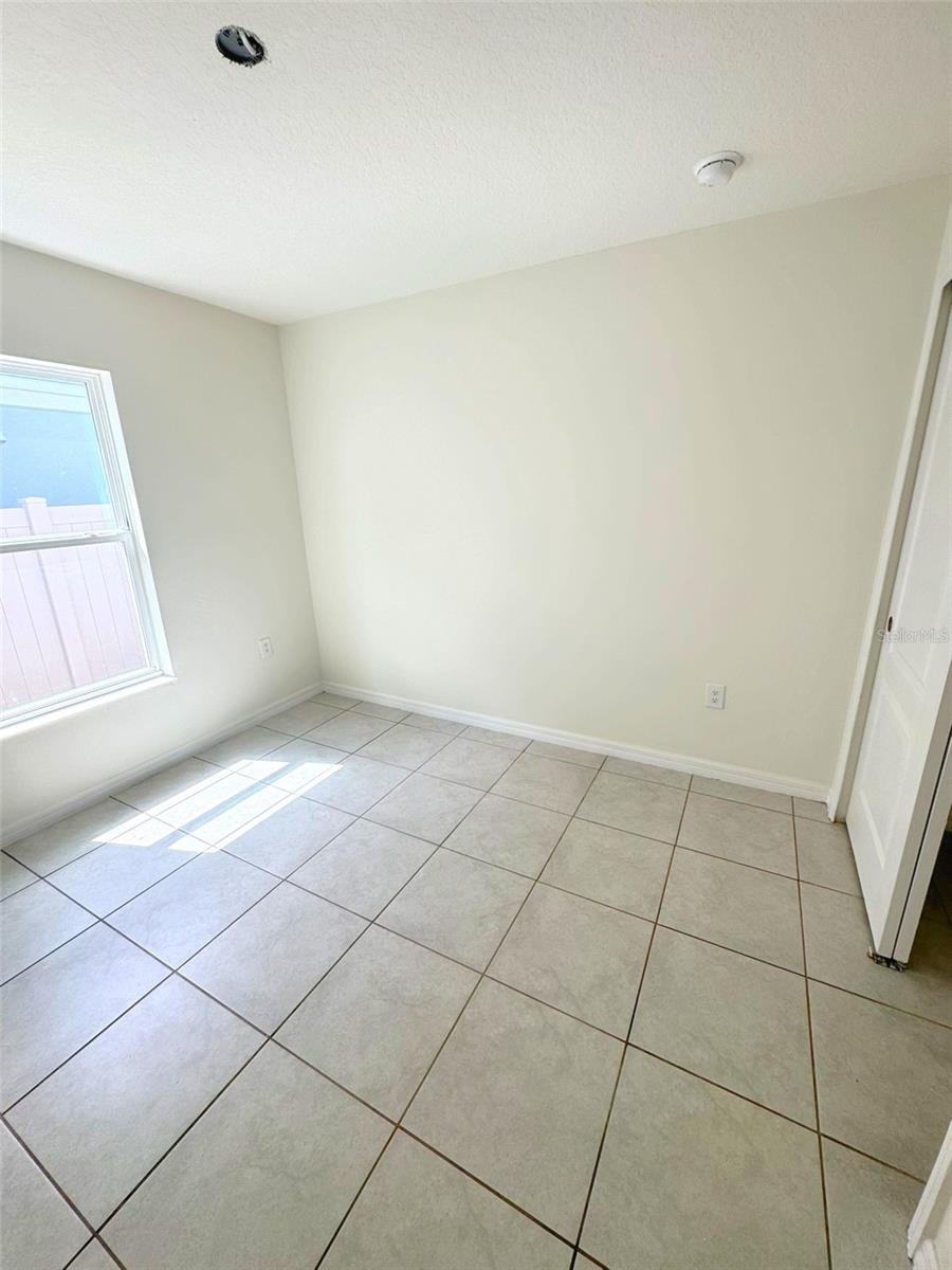 1557 VENICE LANE
