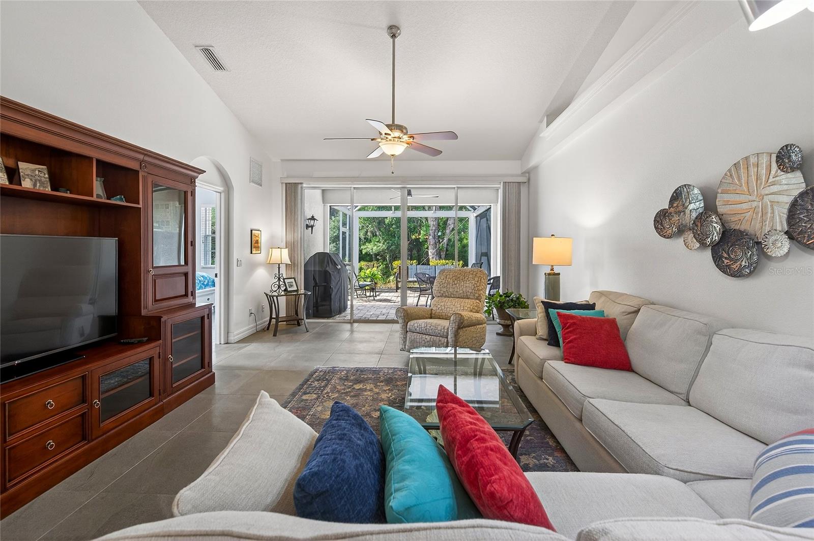 STRATFORD GLENN ST ANDREWS PARK - Residential