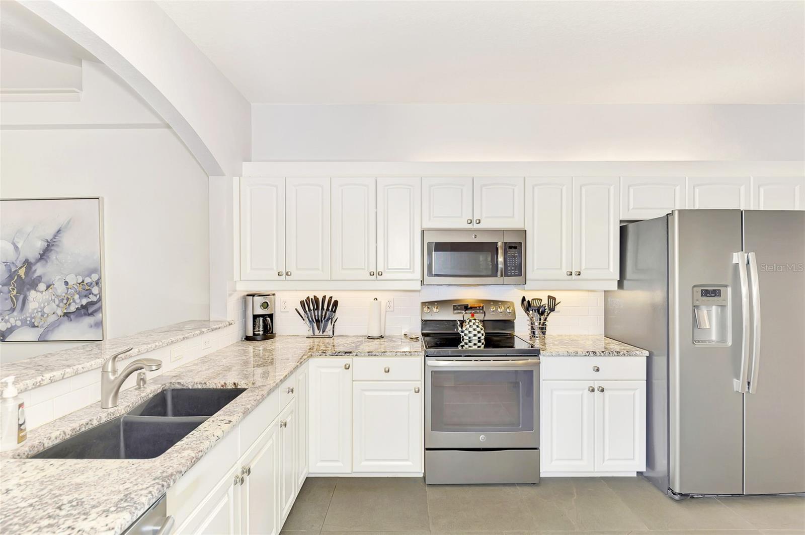 STRATFORD GLENN ST ANDREWS PARK - Residential