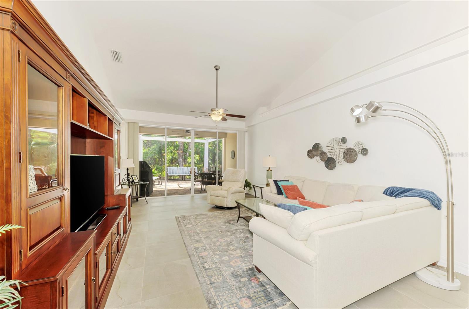 STRATFORD GLENN ST ANDREWS PARK - Residential