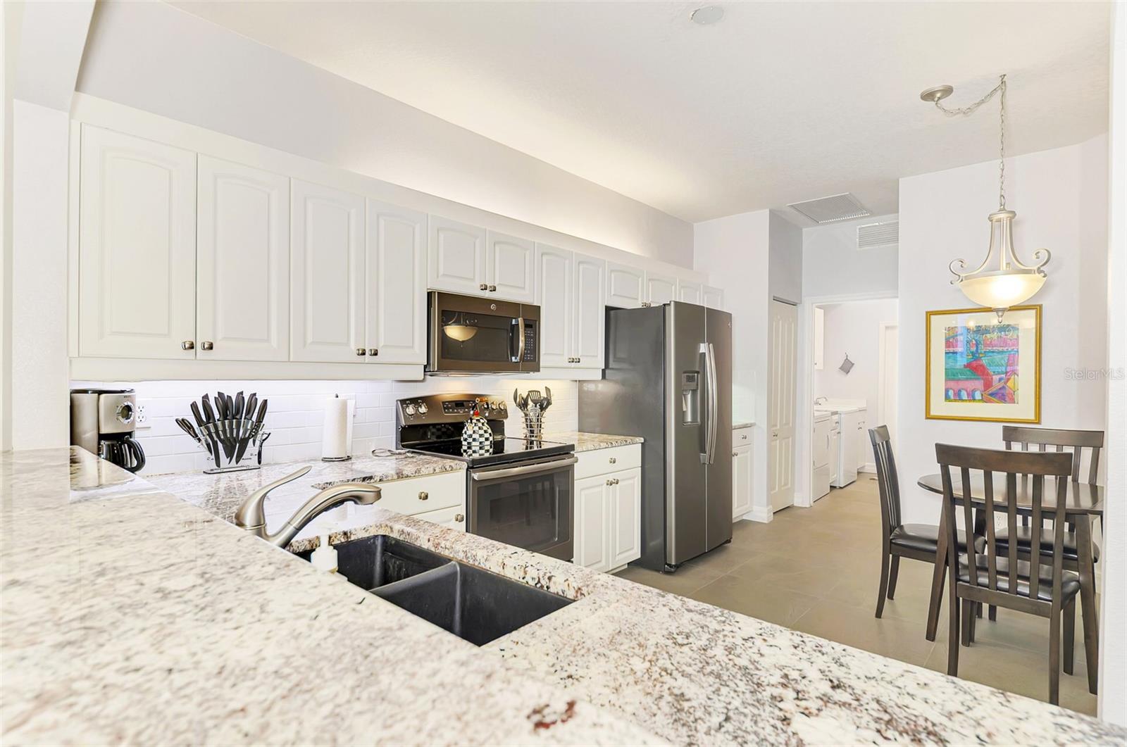 STRATFORD GLENN ST ANDREWS PARK - Residential