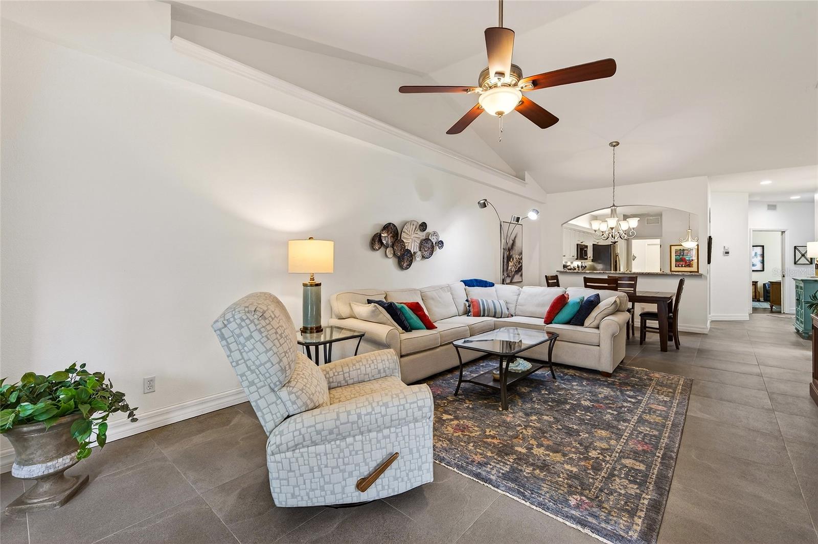 STRATFORD GLENN ST ANDREWS PARK - Residential