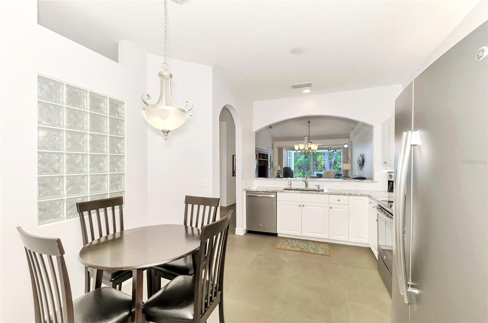 STRATFORD GLENN ST ANDREWS PARK - Residential