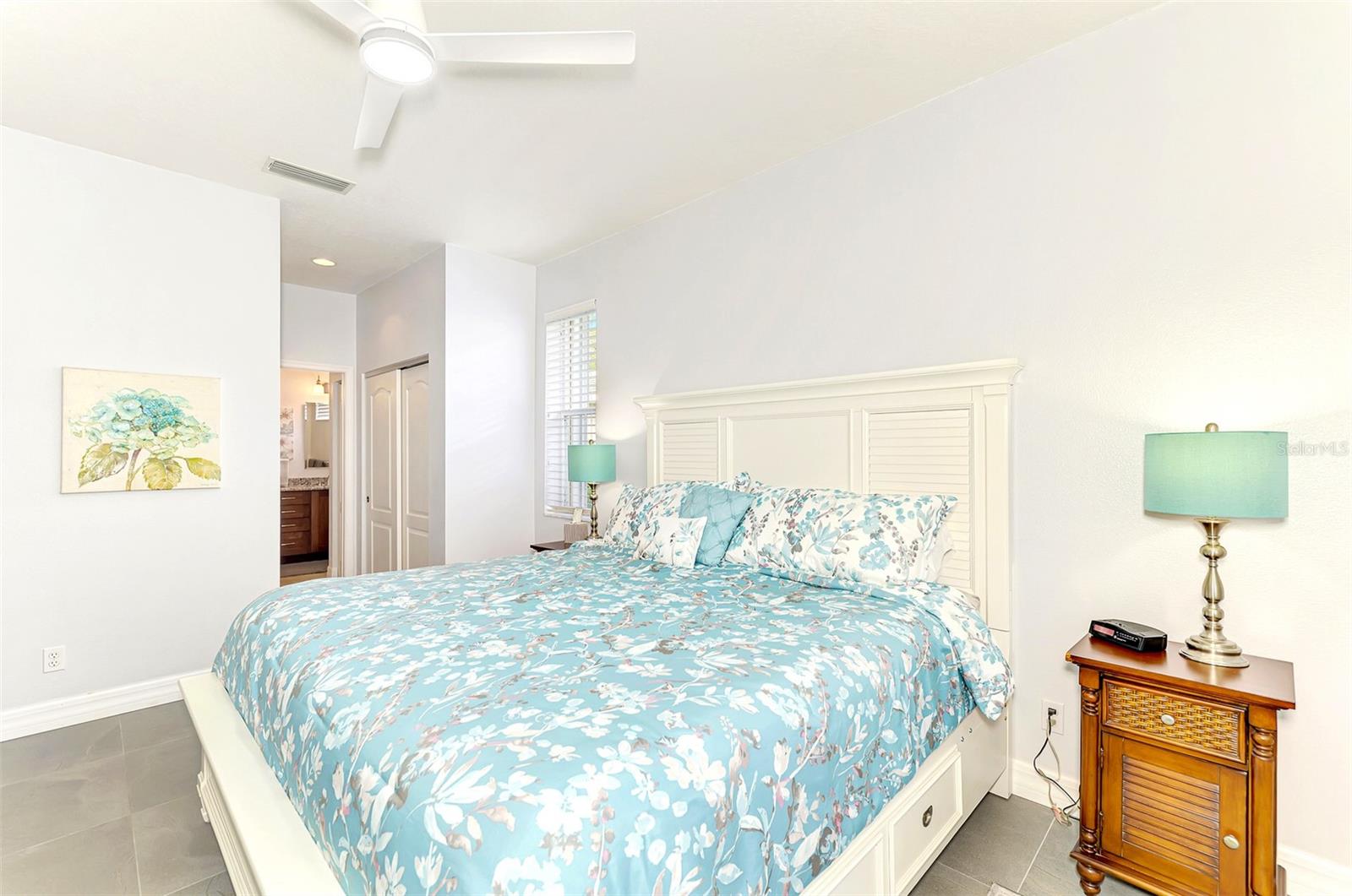 STRATFORD GLENN ST ANDREWS PARK - Residential