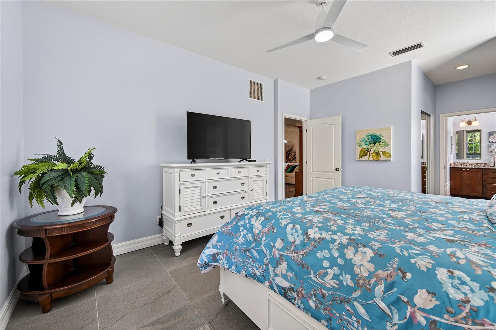 STRATFORD GLENN ST ANDREWS PARK - Residential