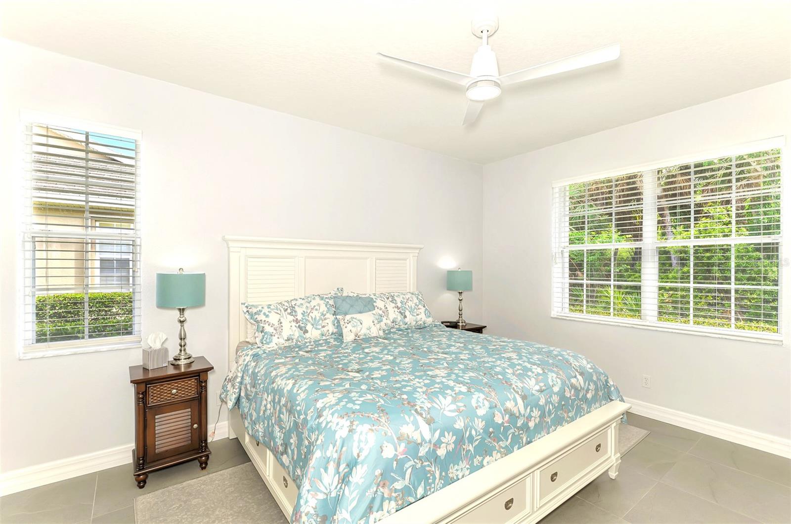 STRATFORD GLENN ST ANDREWS PARK - Residential