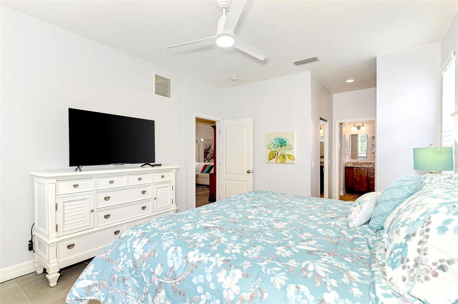 STRATFORD GLENN ST ANDREWS PARK - Residential