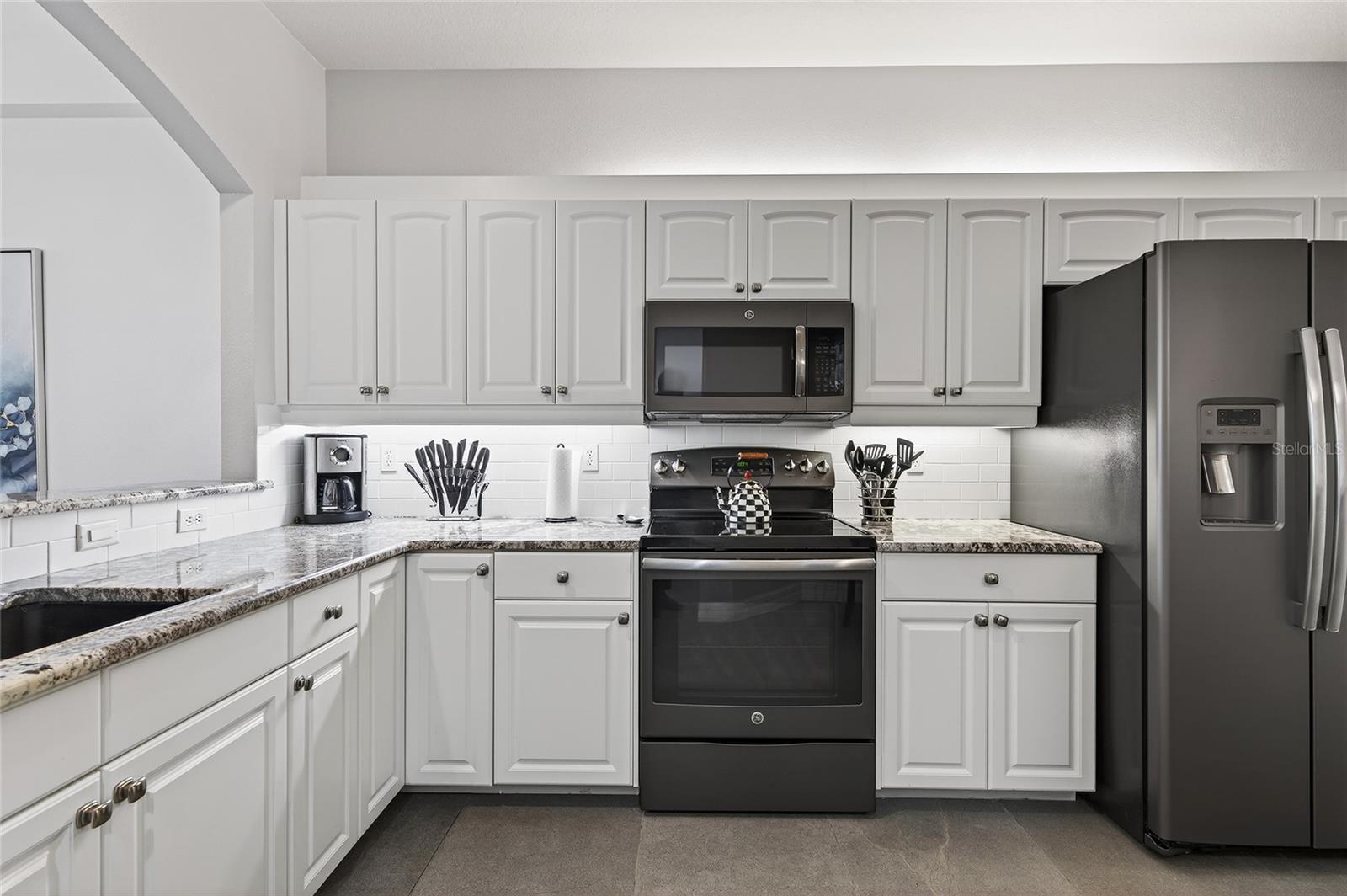 STRATFORD GLENN ST ANDREWS PARK - Residential