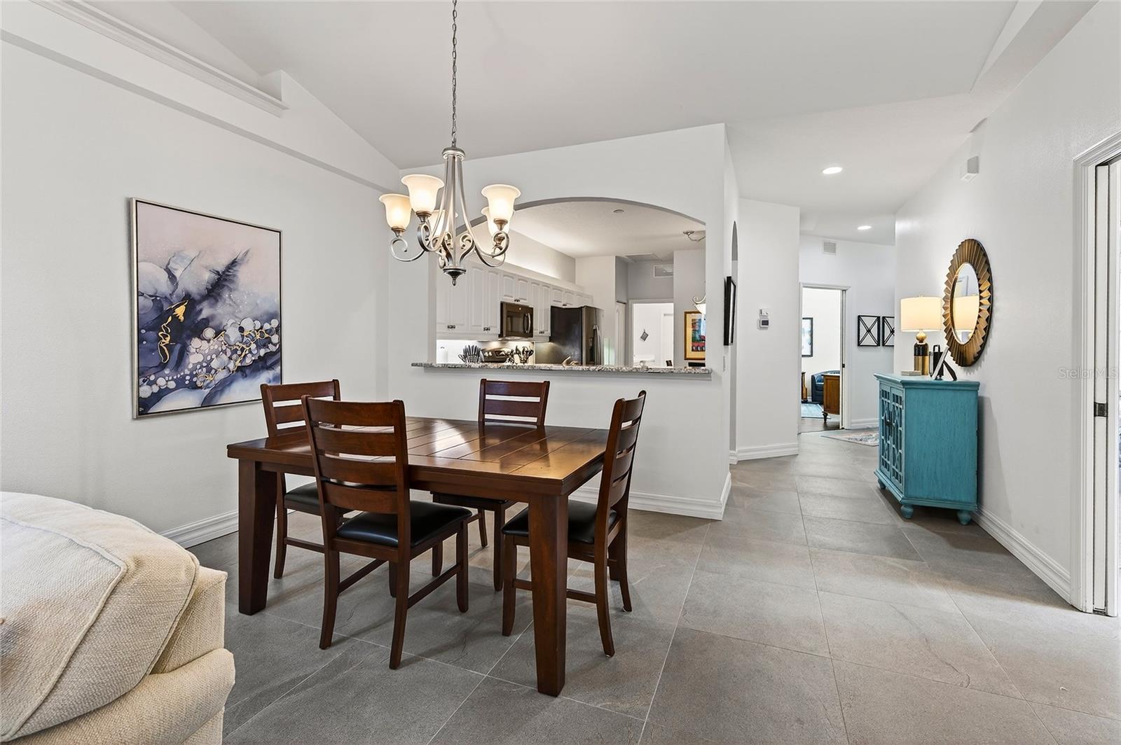 STRATFORD GLENN ST ANDREWS PARK - Residential