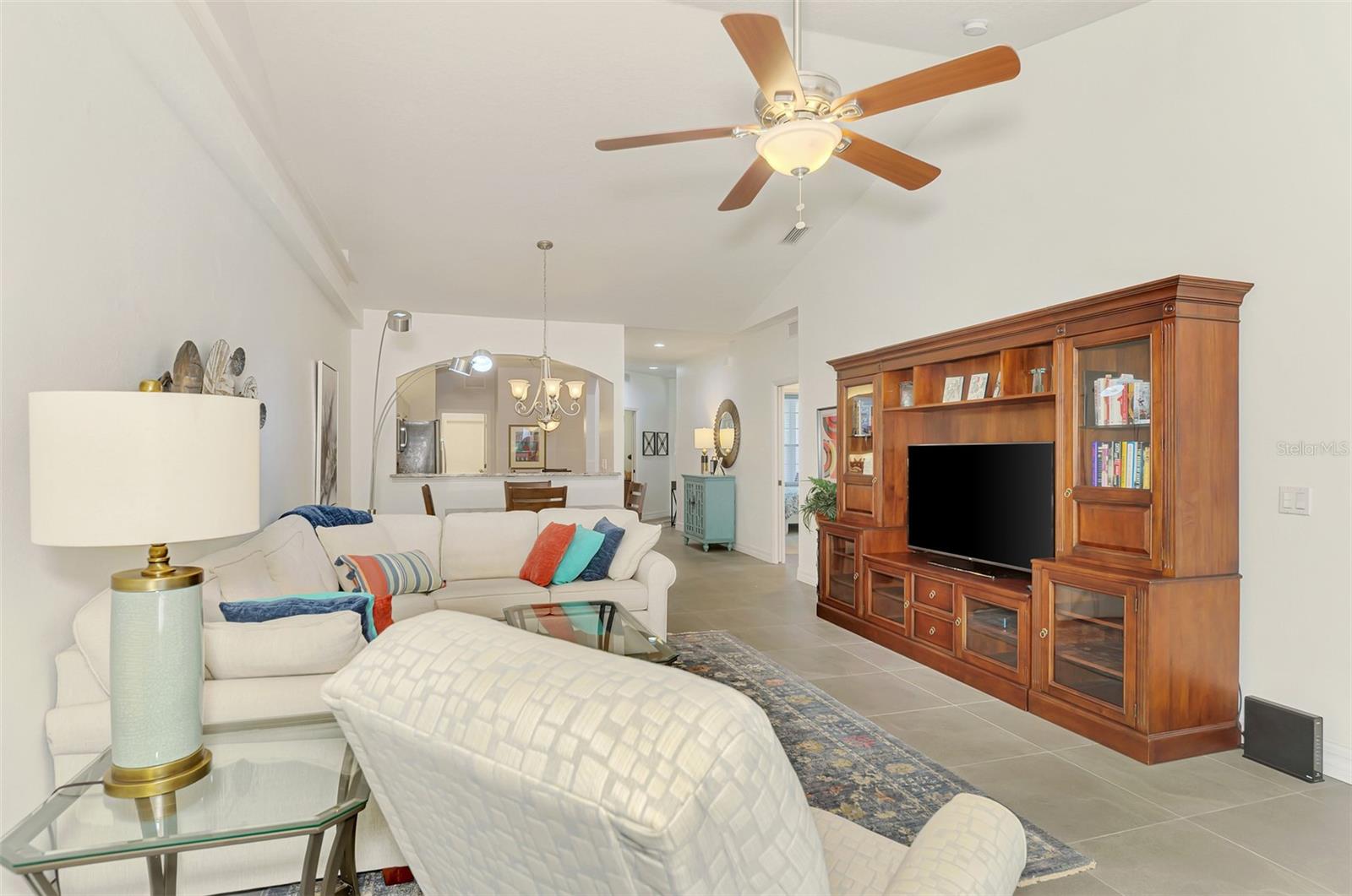 STRATFORD GLENN ST ANDREWS PARK - Residential