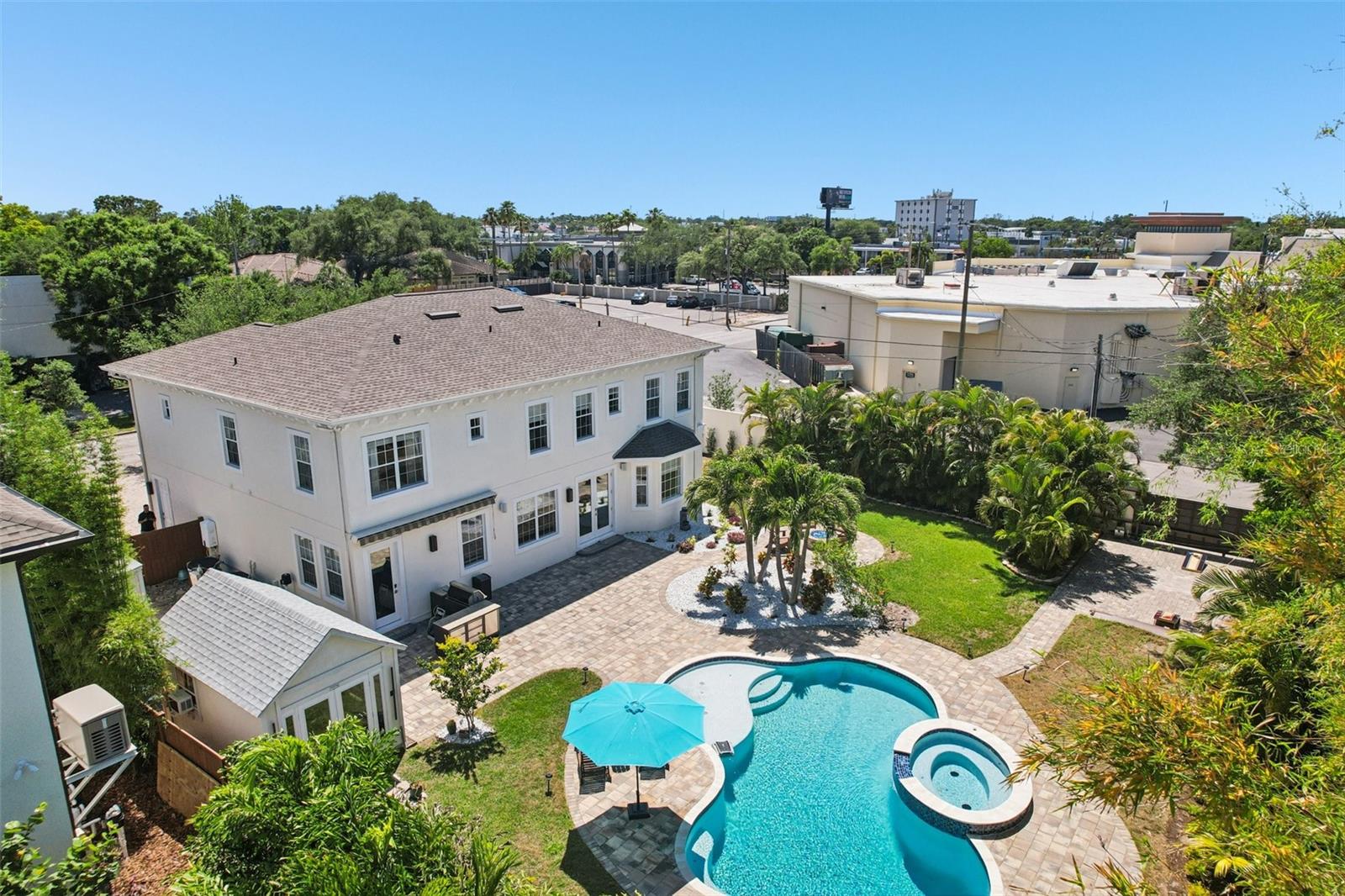 SOUTHLAND - Residential