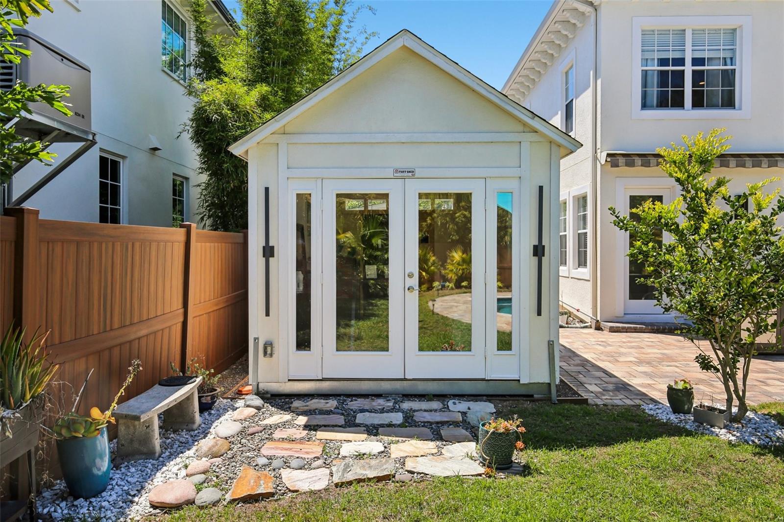 SOUTHLAND - Residential