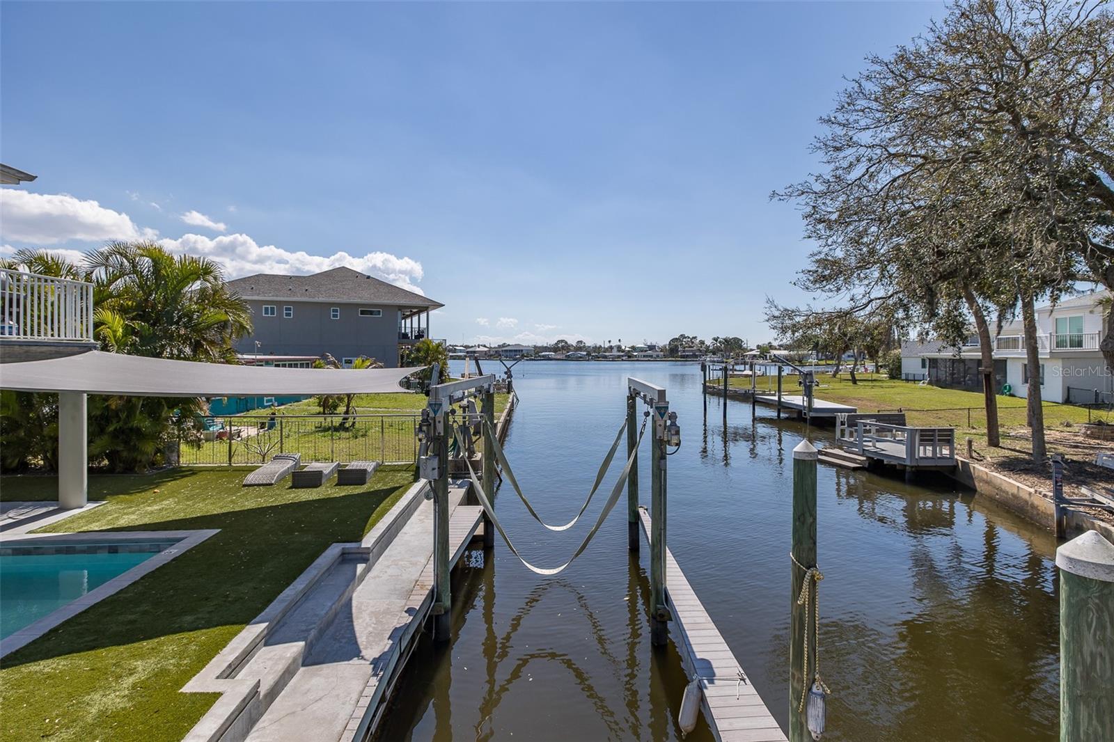 SCHROTERS POINT - Residential