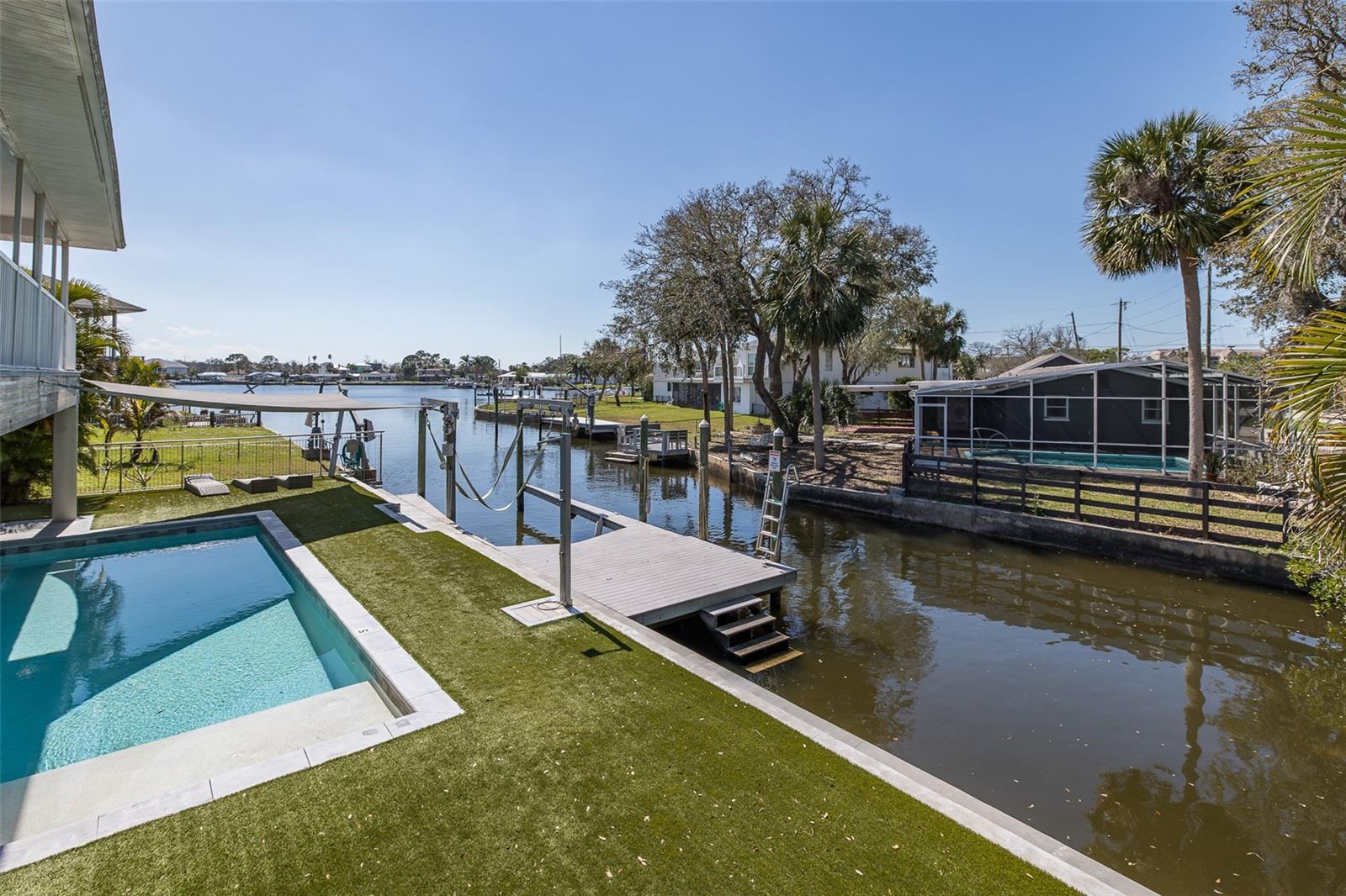 SCHROTERS POINT - Residential