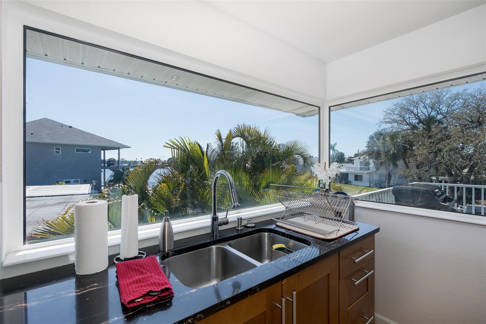 SCHROTERS POINT - Residential