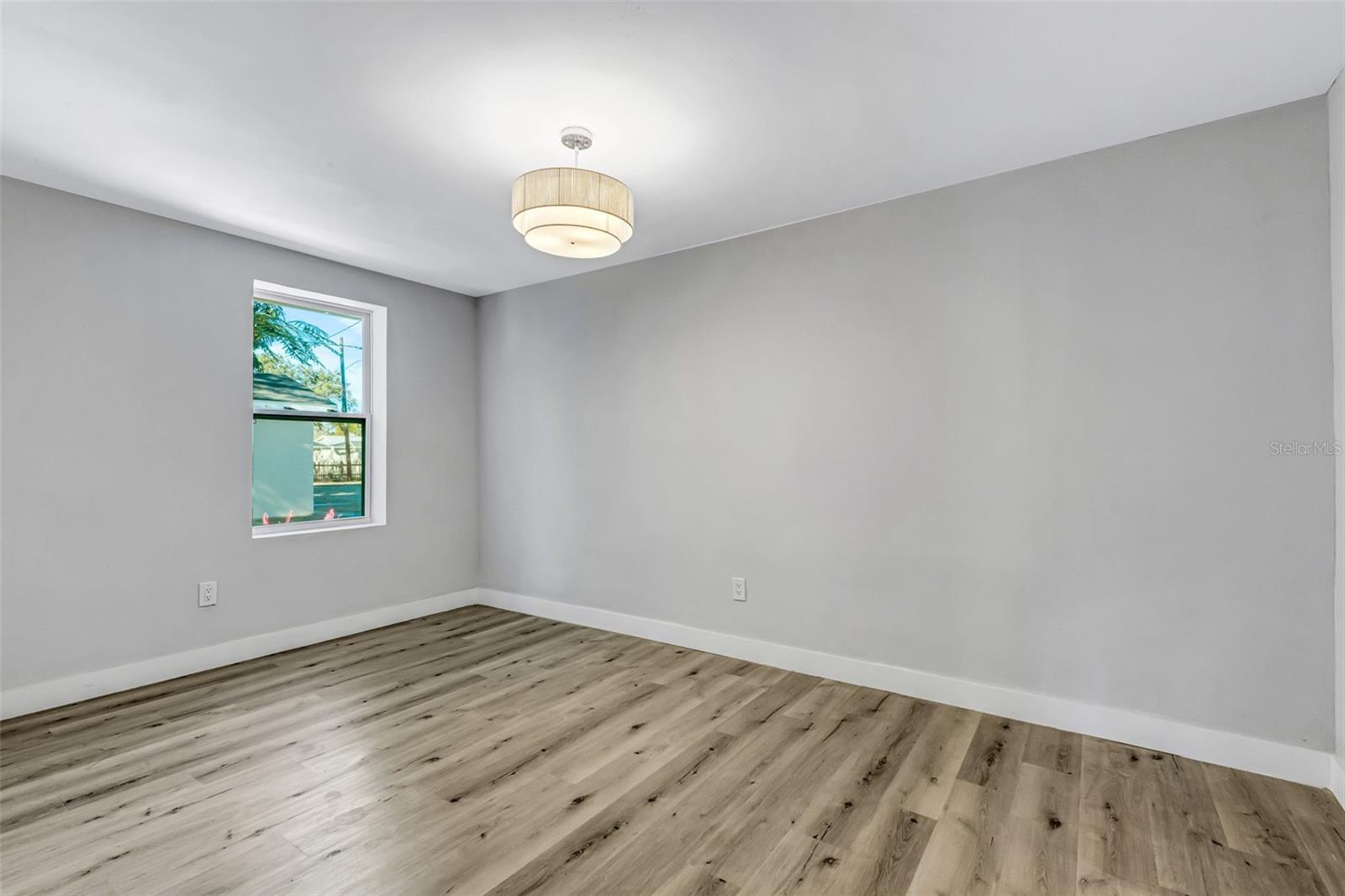 BILTMORE GARDENS - Residential