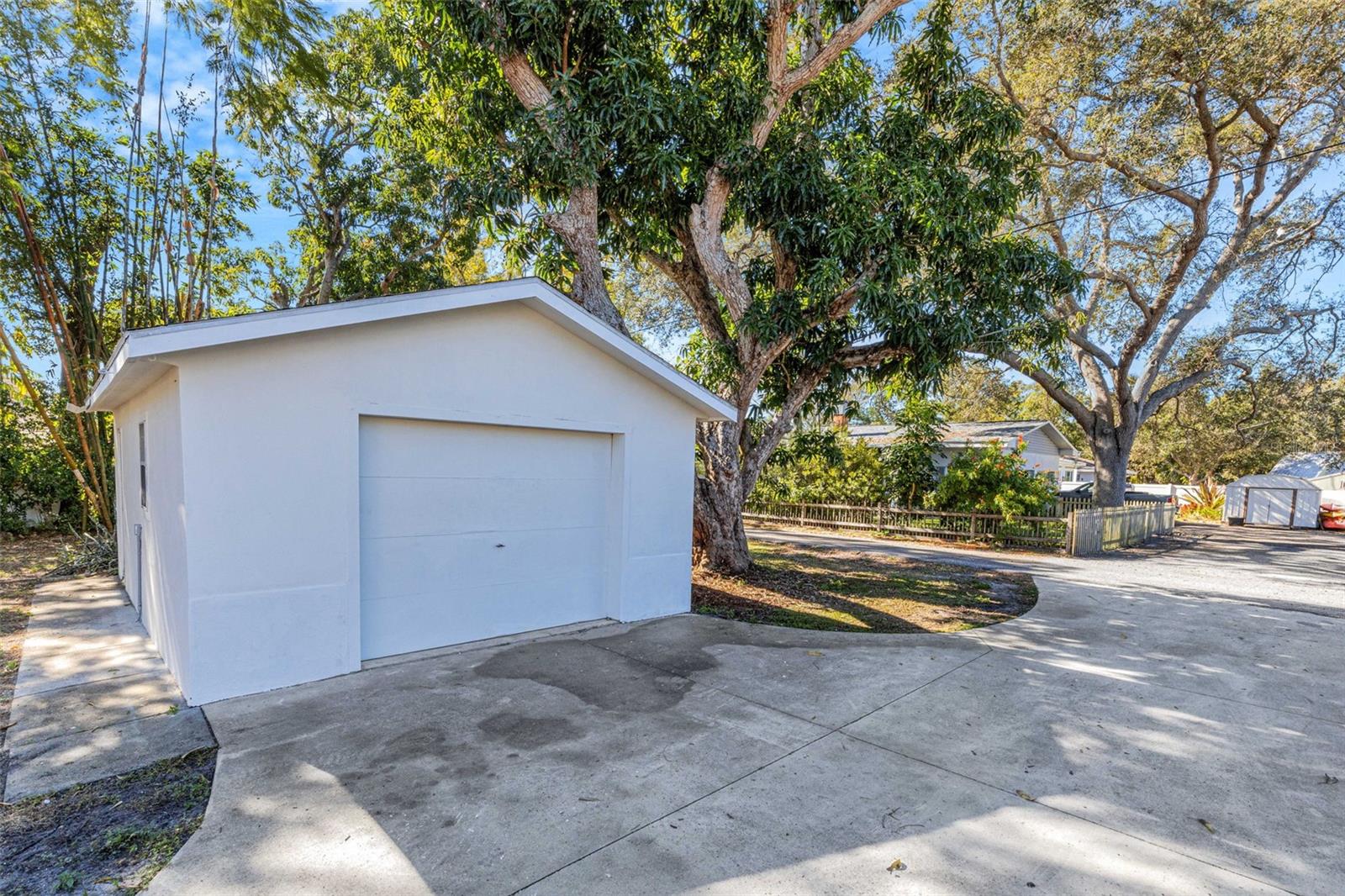 BILTMORE GARDENS - Residential