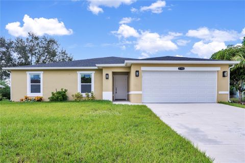 Photo of 770 Carlyle Avenue, Palm Bay, Fl Ave, Palm Bay, FL 32909 (MLS # S5138621)