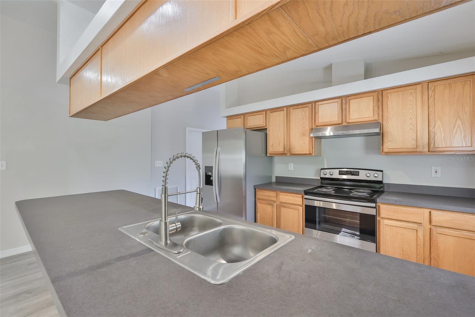 TAMPA BAY HIGHLANDS - Residential Lease