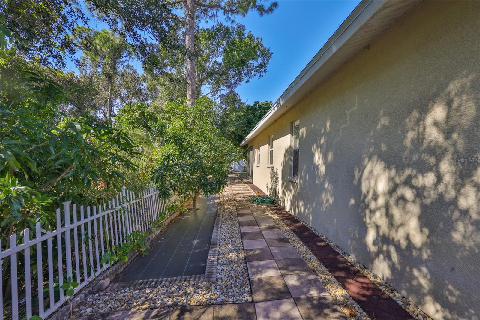 TAMPA BAY HIGHLANDS - Residential Lease