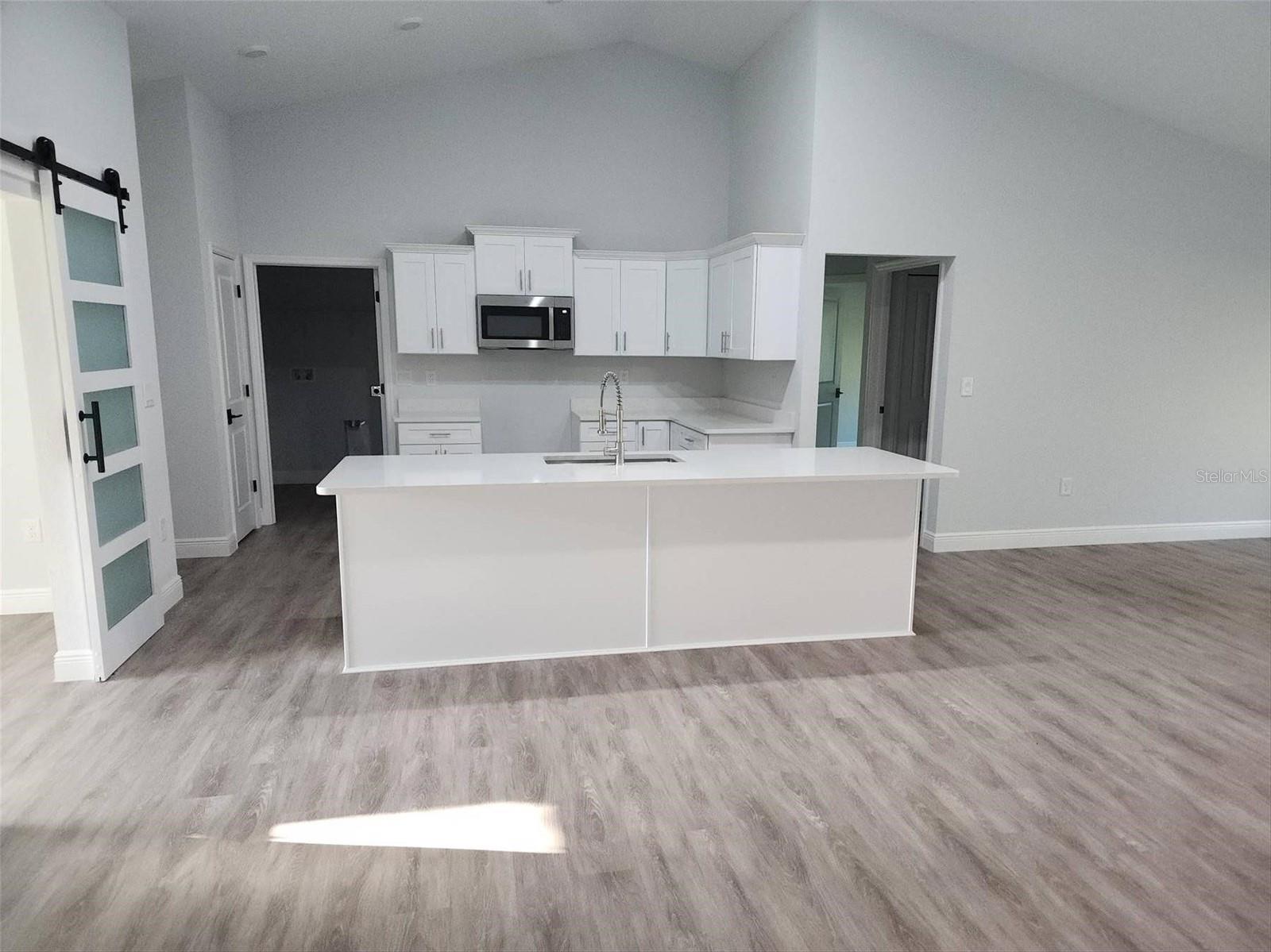 SPRING HILL - Residential