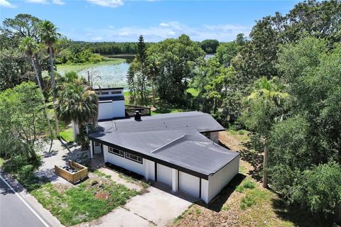 A home in CASSELBERRY