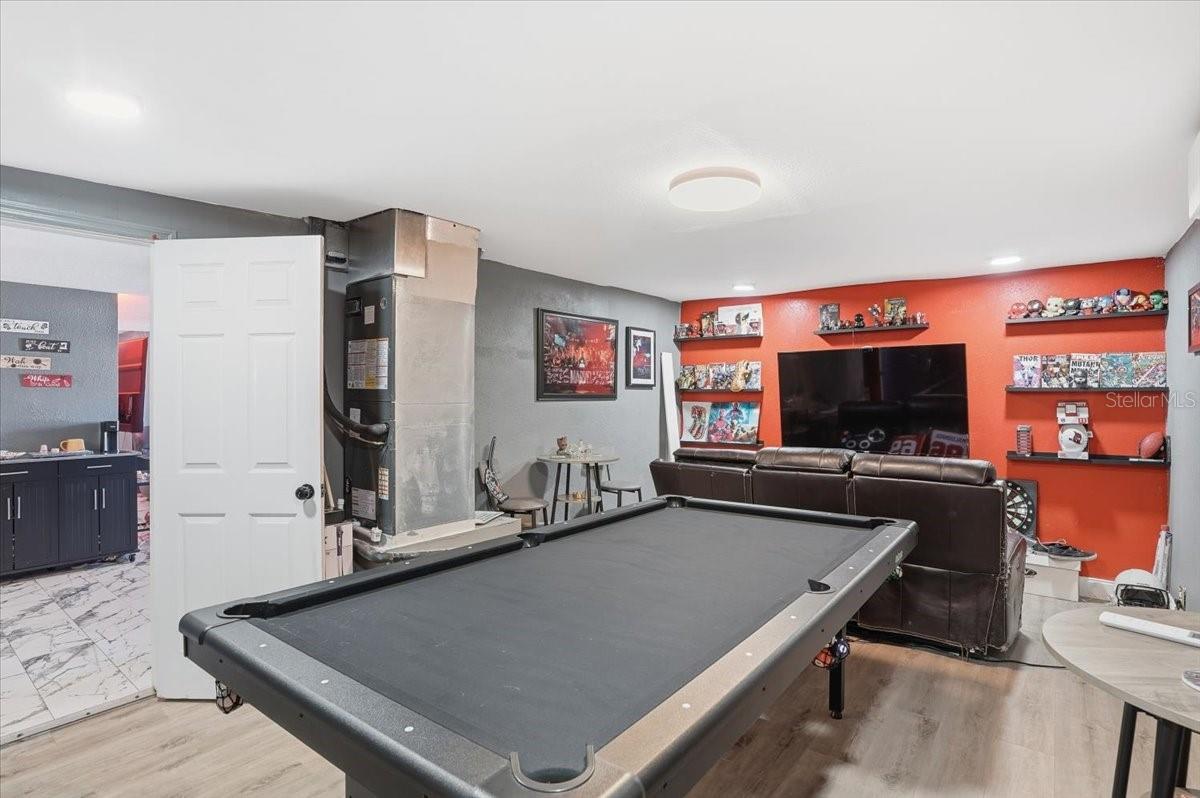 HOLIDAY LAKE ESTATES - Residential