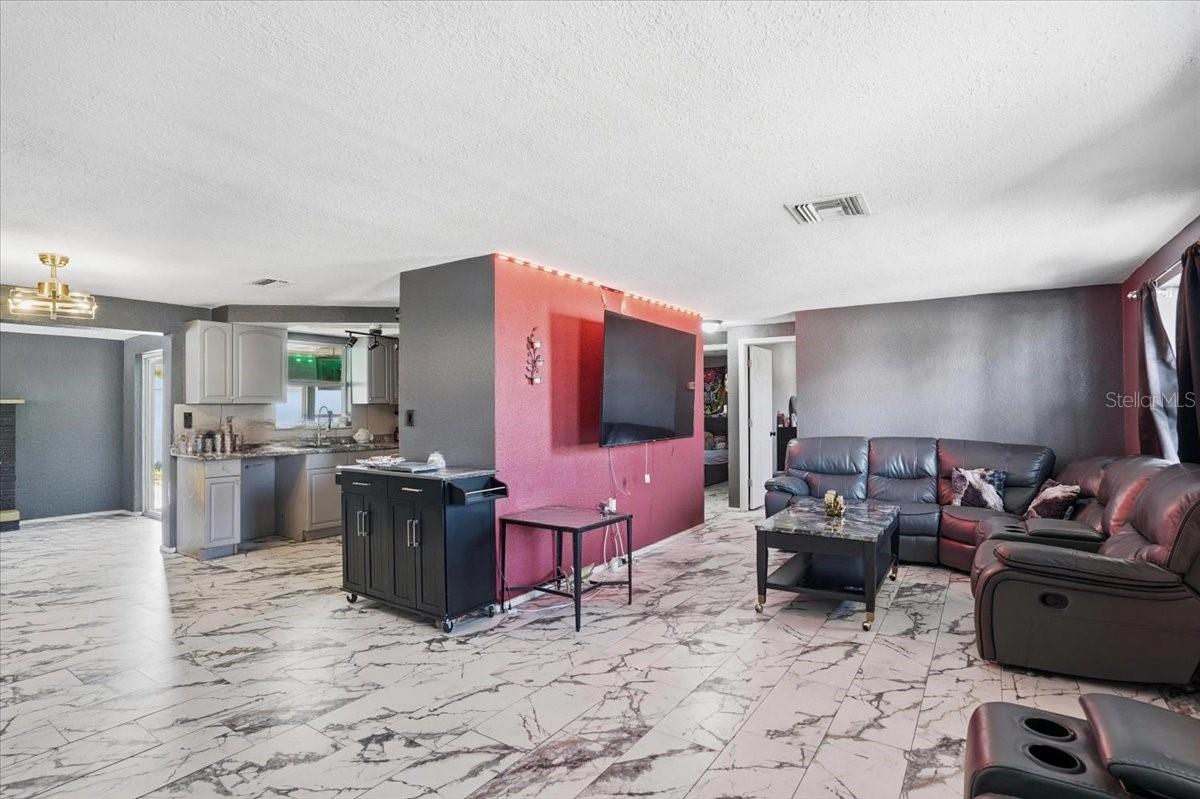 HOLIDAY LAKE ESTATES - Residential