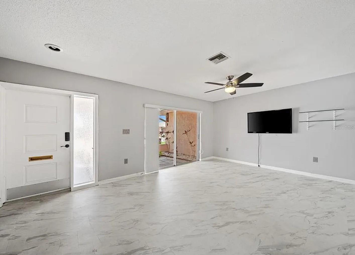 SPRINGWOOD VILLAS - Residential Lease