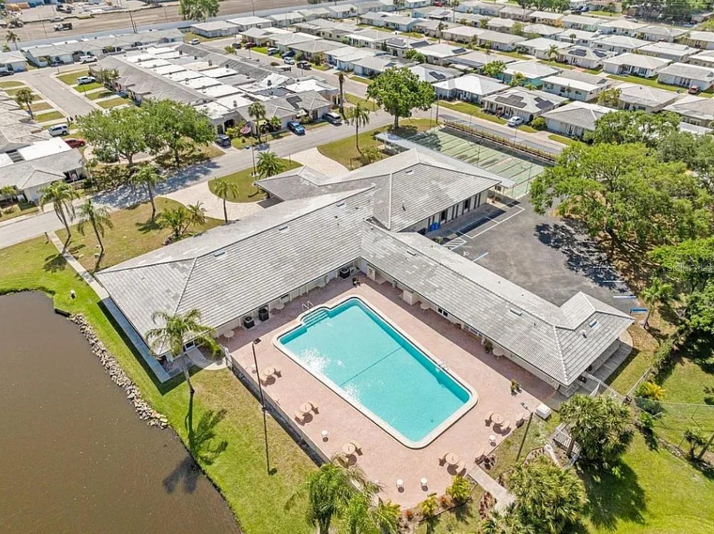 SPRINGWOOD VILLAS - Residential Lease