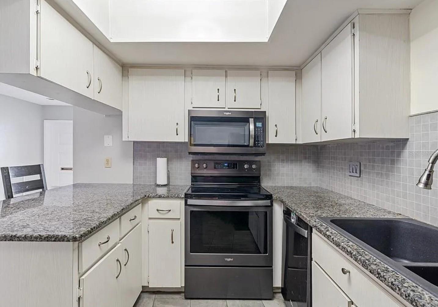 SPRINGWOOD VILLAS - Residential Lease