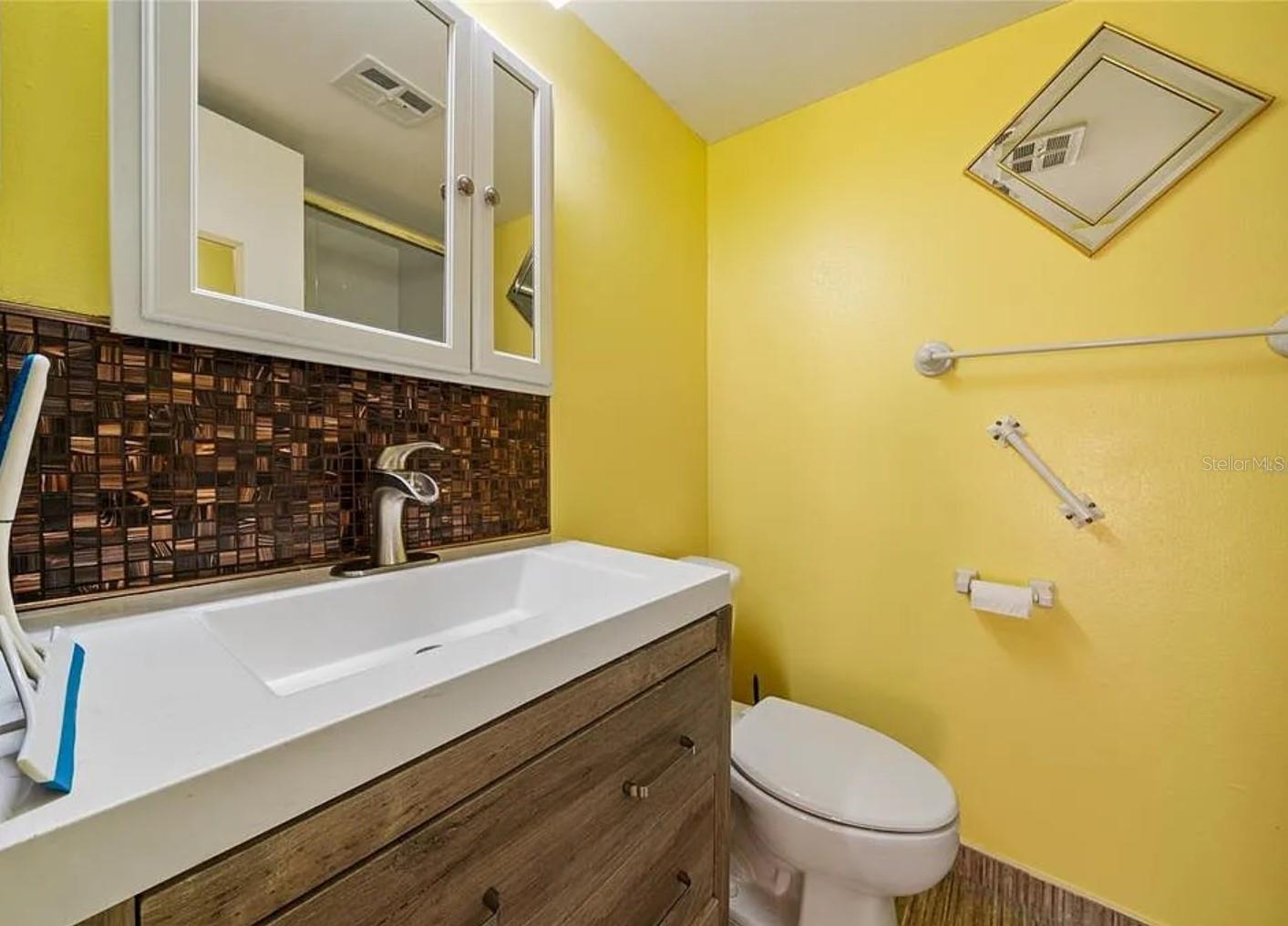 SPRINGWOOD VILLAS - Residential Lease