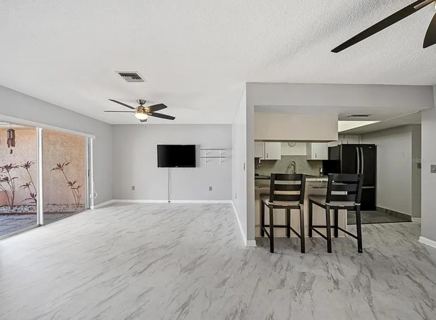 SPRINGWOOD VILLAS - Residential Lease