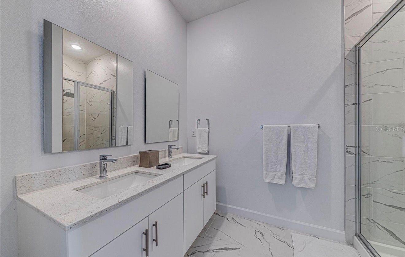 AZUR RESIDENCE - Residential Lease