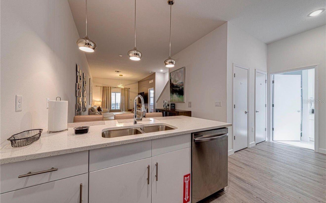 AZUR RESIDENCE - Residential Lease