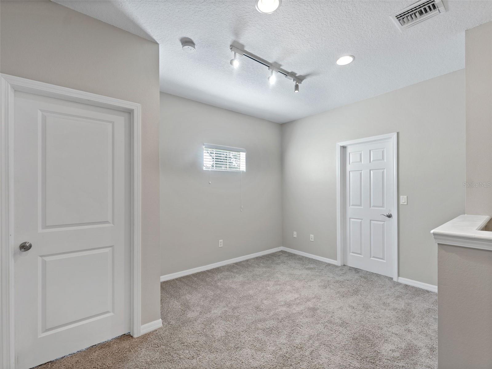 WINTHROP VILLAGE PH ONE-B-1 - Residential Lease