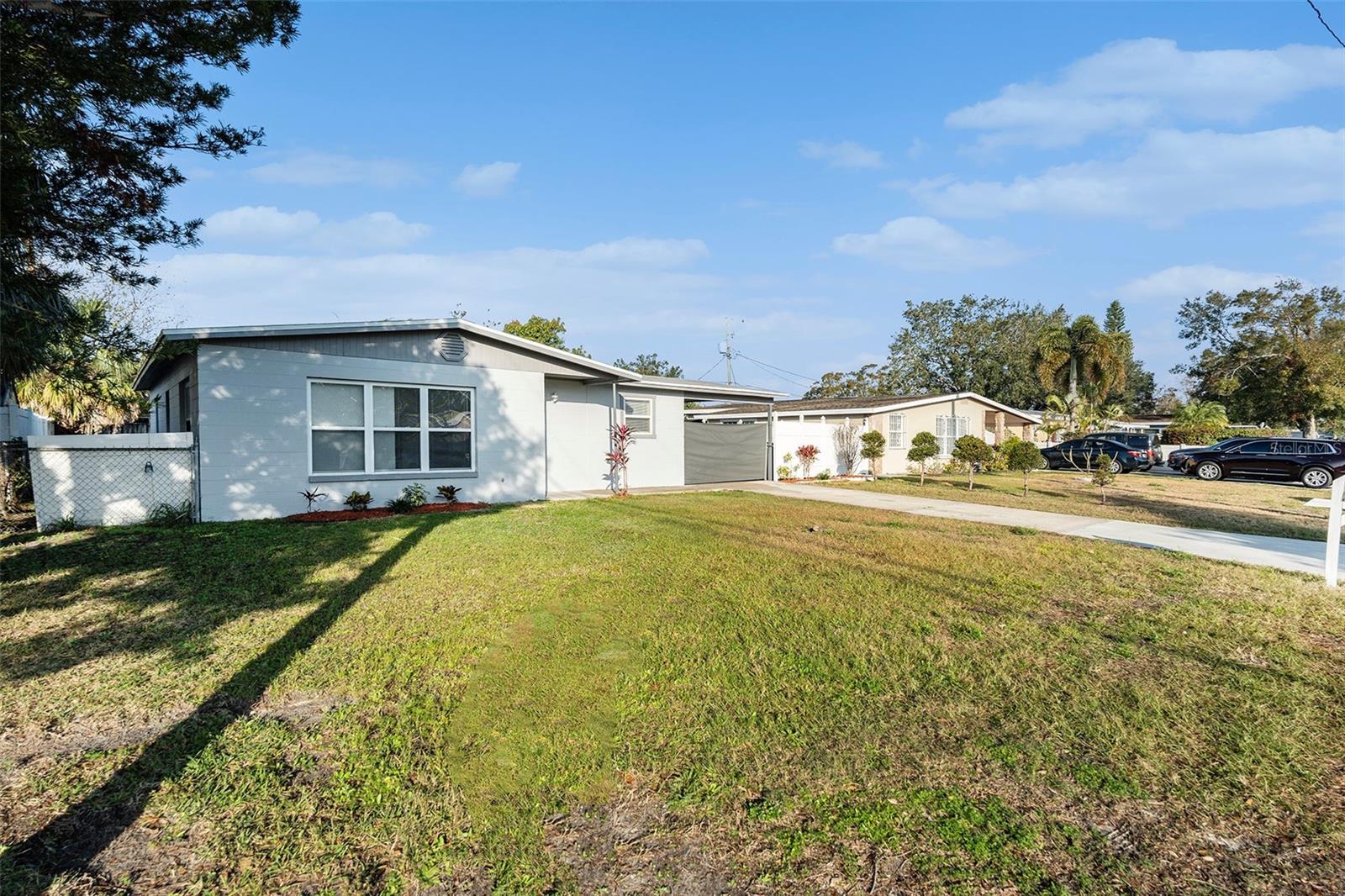 4918 CRESTHILL DRIVE