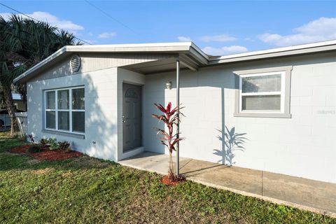 4918 CRESTHILL DRIVE TAMPA FL 33615