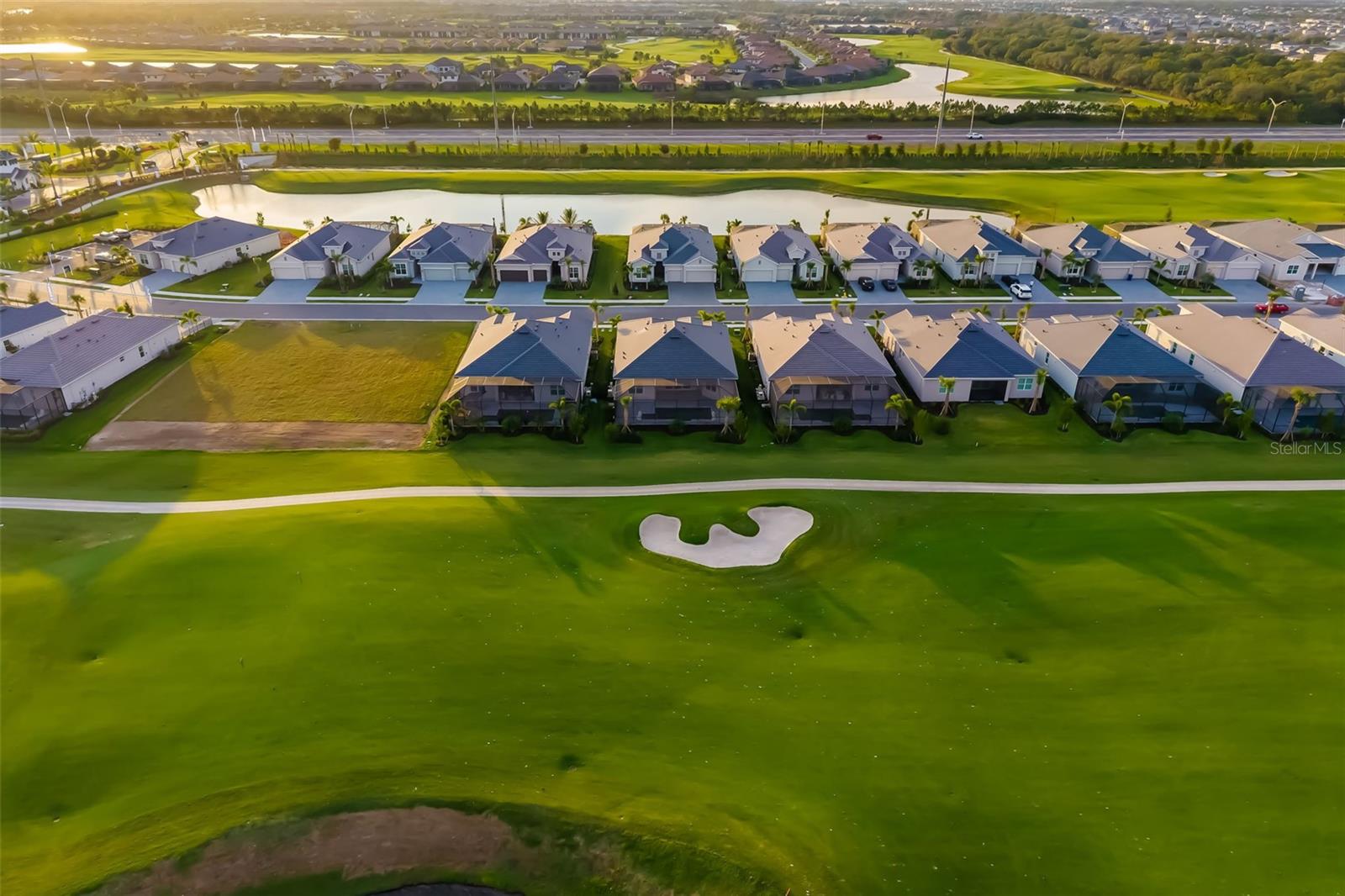 CALUSA COUNTRY CLUB - Residential Lease
