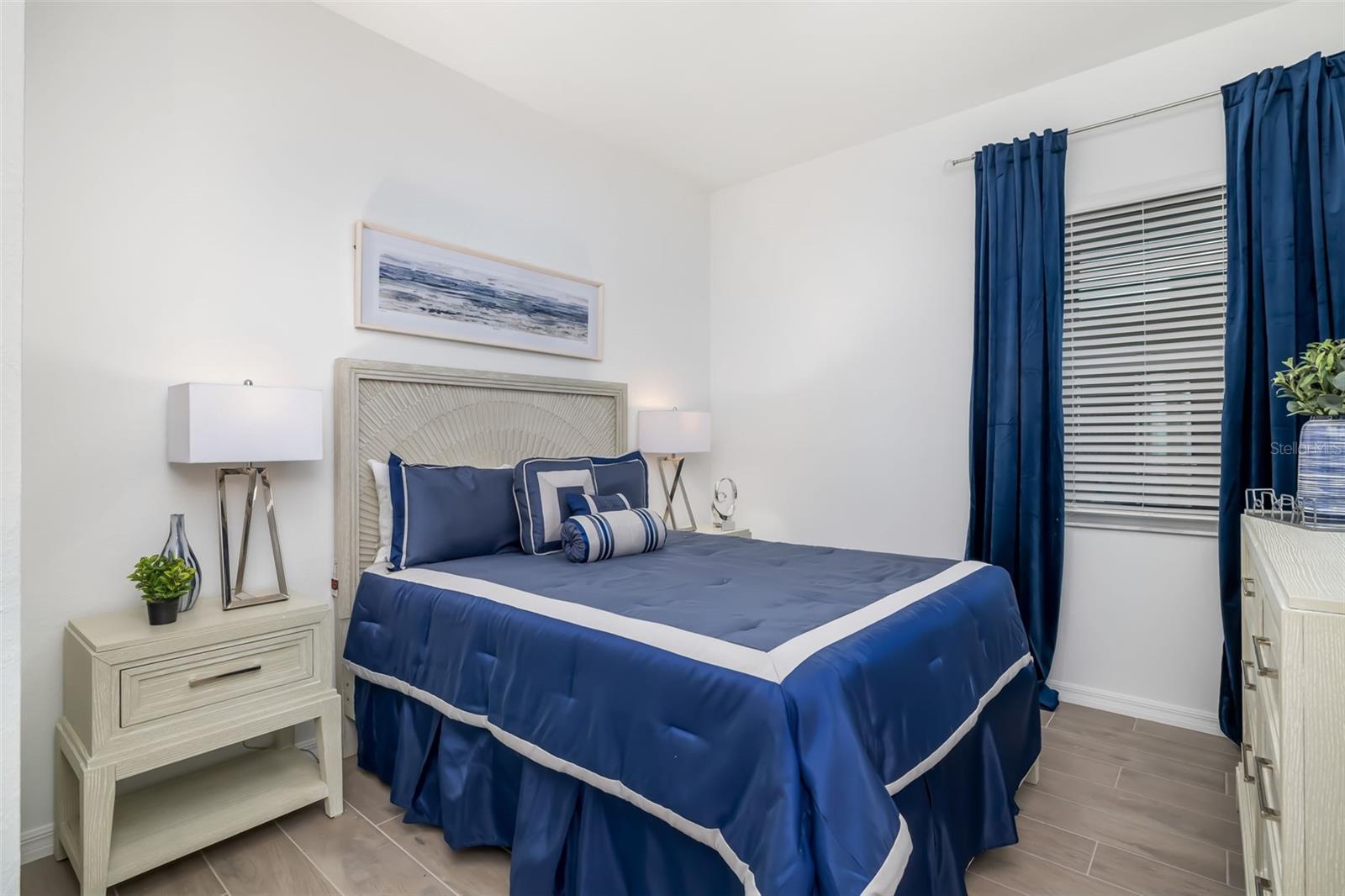 CALUSA COUNTRY CLUB - Residential Lease