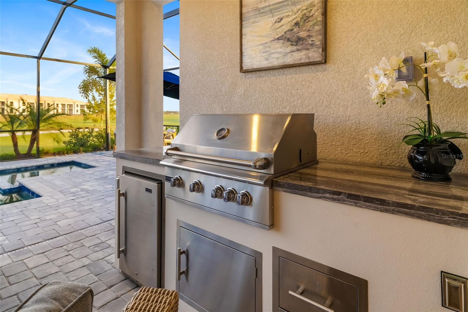 CALUSA COUNTRY CLUB - Residential Lease