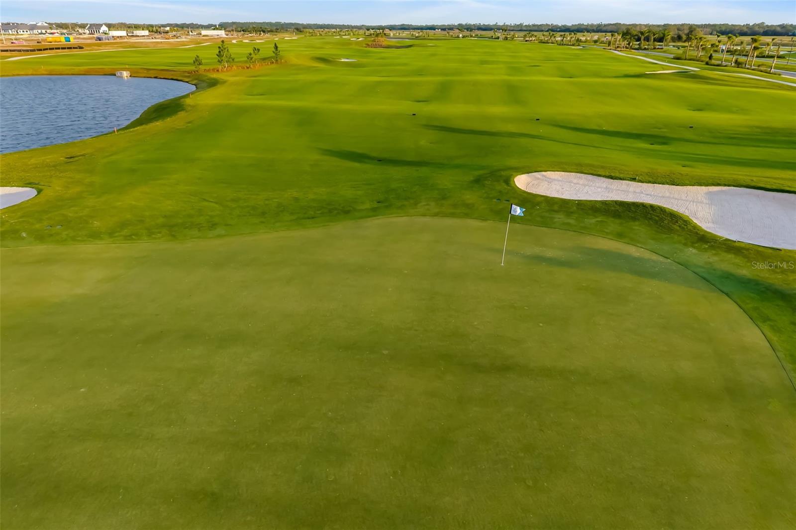 CALUSA COUNTRY CLUB - Residential Lease