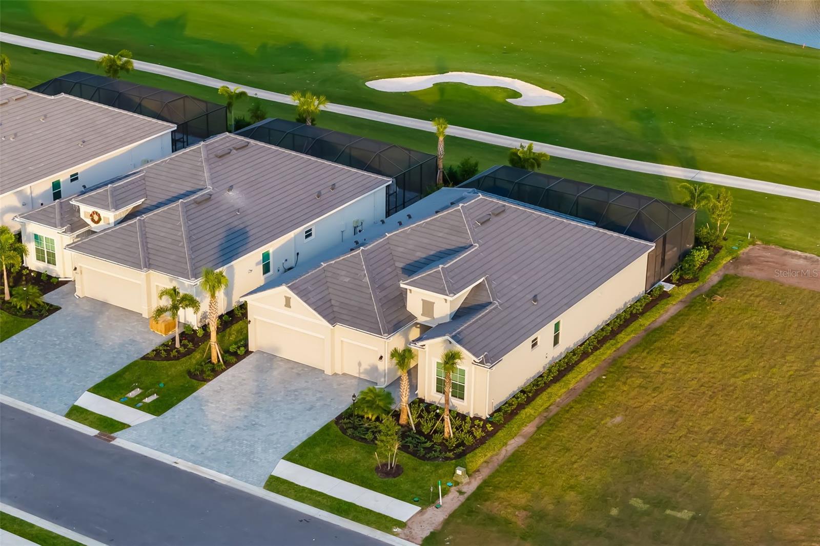 CALUSA COUNTRY CLUB - Residential Lease