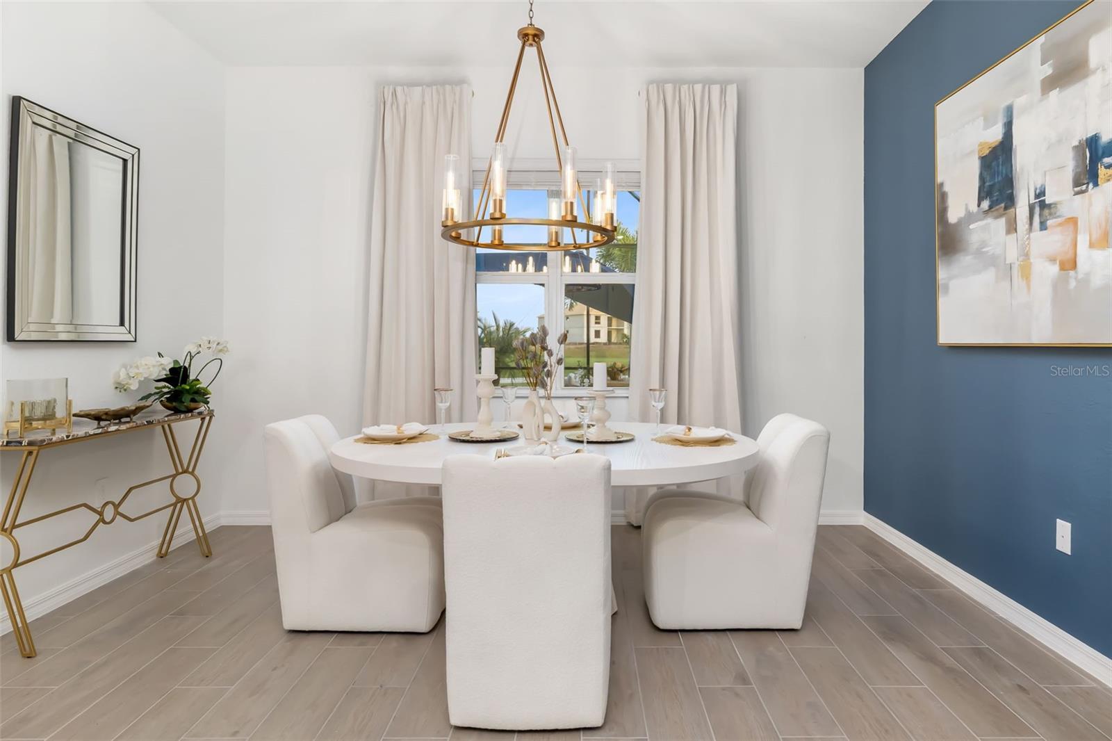 CALUSA COUNTRY CLUB - Residential Lease