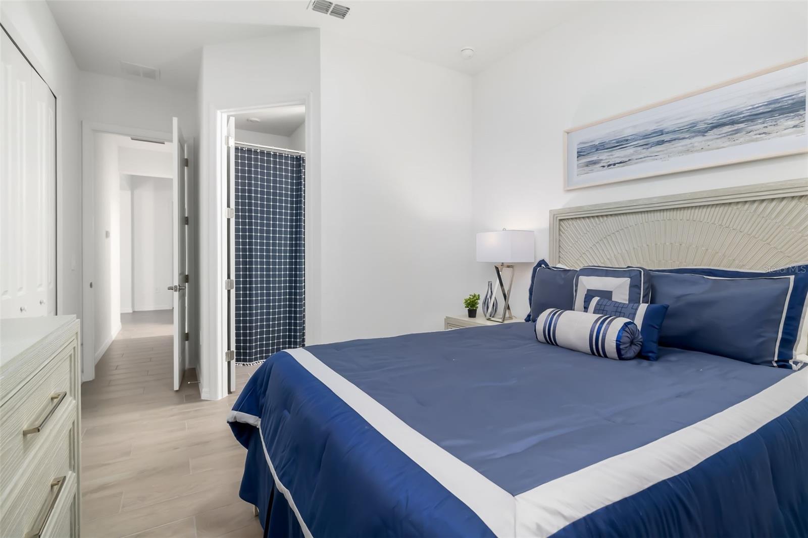 CALUSA COUNTRY CLUB - Residential Lease