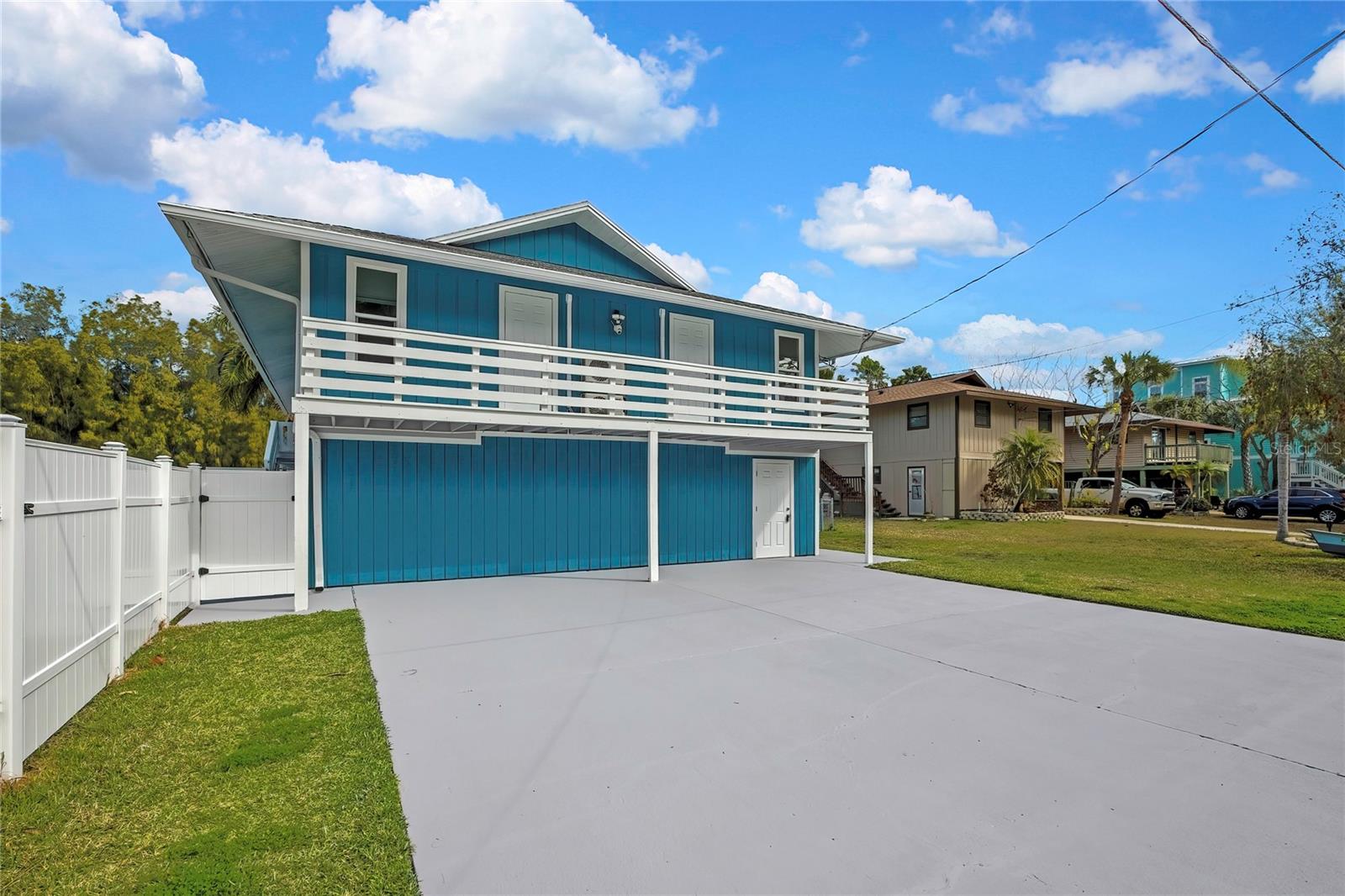 DRIFTWOOD ISLES - Residential