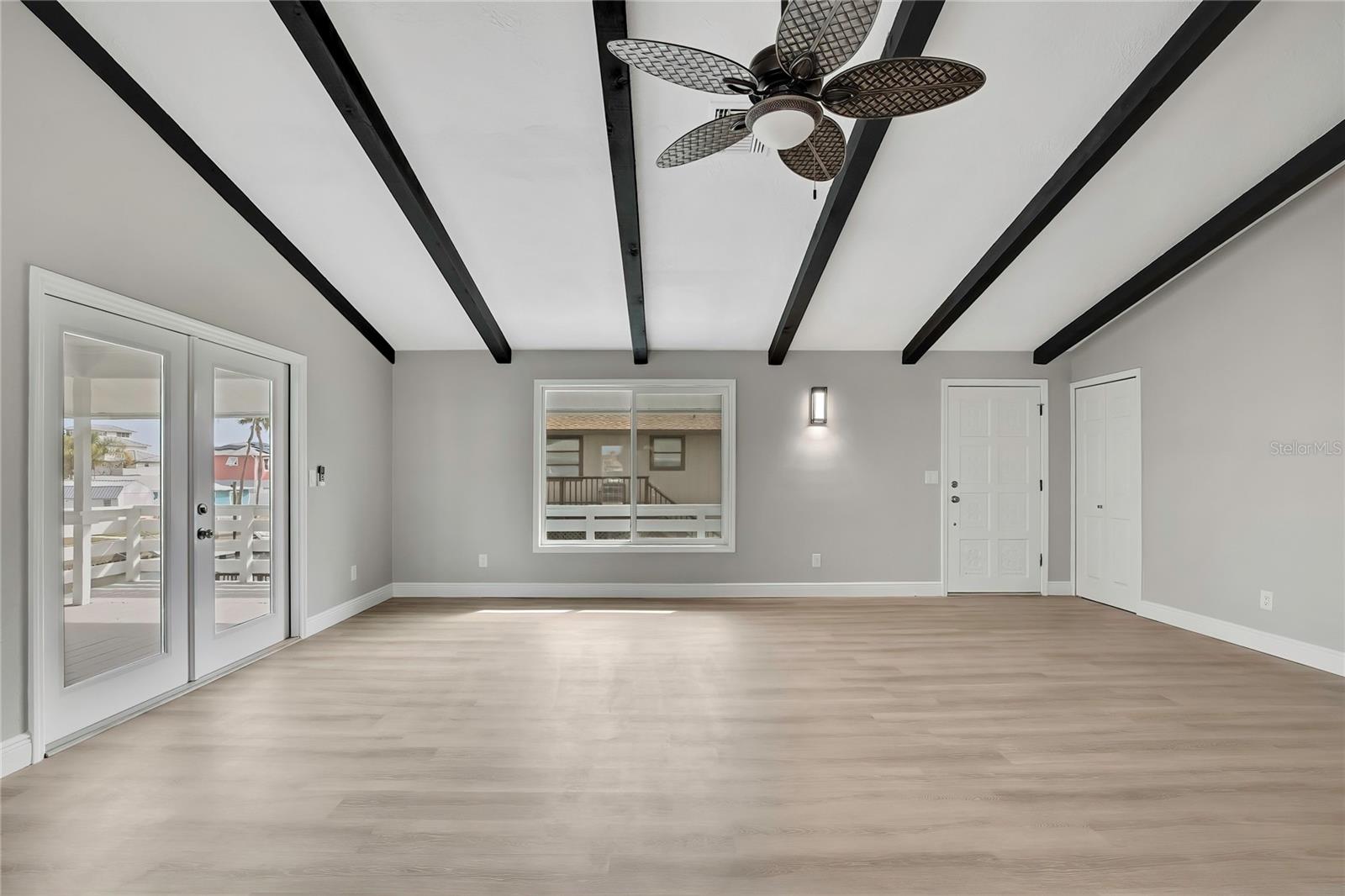 DRIFTWOOD ISLES - Residential